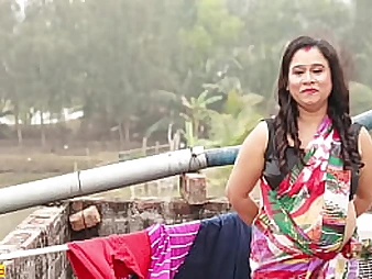 Sara019 and Mana have a steamy Indian sex with a popshot accomplish