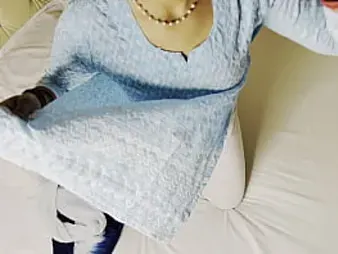 Indianmahi1's torrid poon gets pummeled rock-hard in sizzling Indian movie