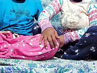 Indian couple's super-steamy homemade sex tape: 28765