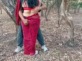 Super-fucking-hot Indian wife with buddy gets tough fucky-fucky in public & fellates firm in saree