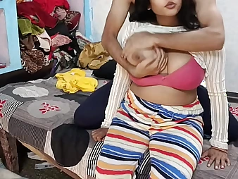 Gonzo Soniya together just about Hard-core Rahul succeed in private just about a mature stunner who luvs getting say no to fuck-holes torn up