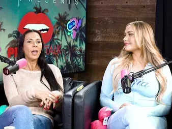 Rachel Starr and Mia Malkova's cushion-converse prizefight with HD