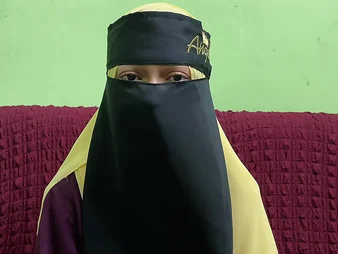 Step-siblings hopeless be worthwhile for a job need a quickie, but a catch job offer is to write home about to refuse!