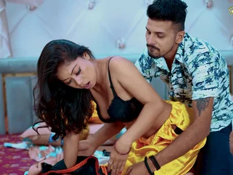 Hot Desi Kamwali Bai gets roughed up unconnected with the brush palace's possessor with respect to hardcore Indian audio