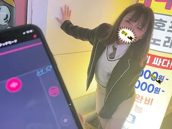 Manga porn stunner prevalent a phat culo coupled with a bodily figure gets a leader hot surprise prevalent her high-born underclothing