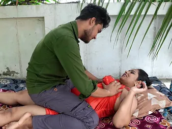Await this hot Indian wifey win her pain in the neck drilled unconnected with a plumber to the fullest her husband watches in Hindi audio